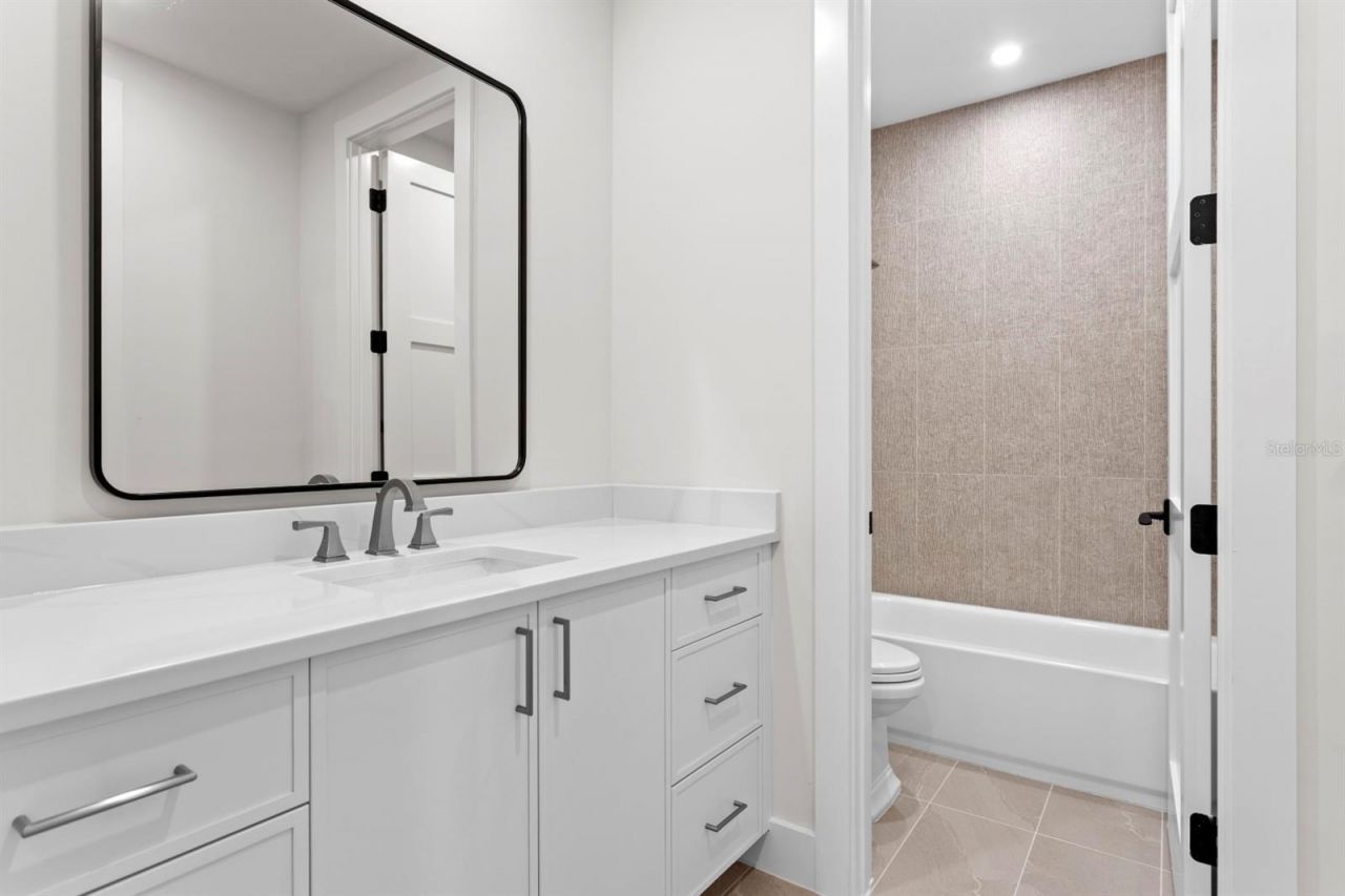 4624 W San Jose Street, Tampa, FL 33629 Photo