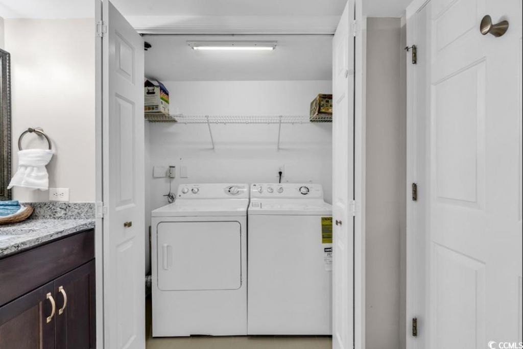 8560 Queensway Blvd. Photo 14