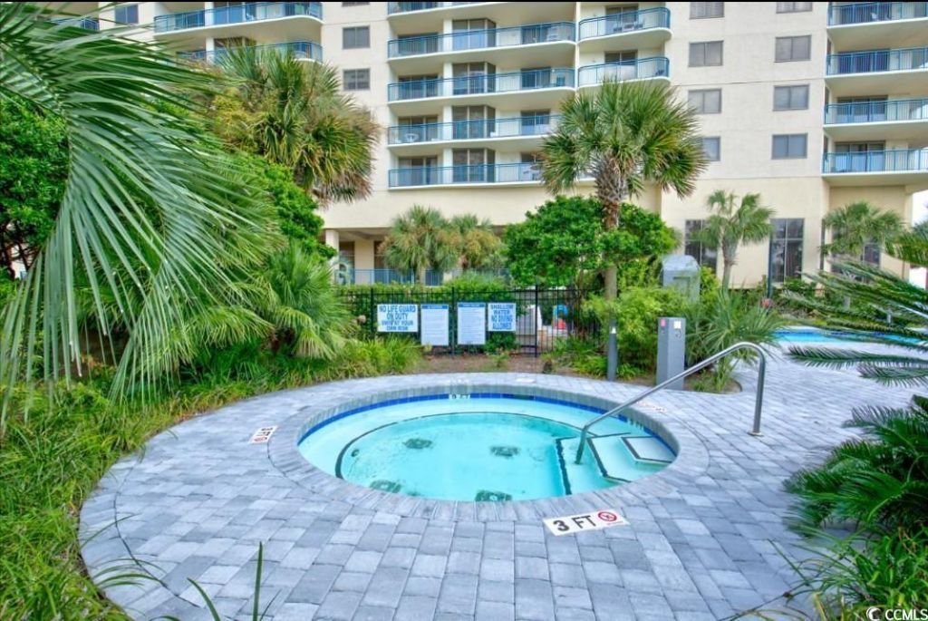 8560 Queensway Blvd. Photo 21