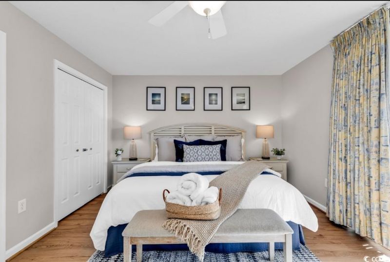 8560 Queensway Blvd. Photo 9