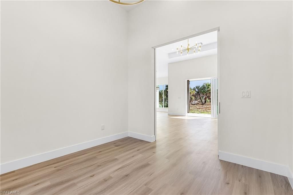 4446 8th St Ne, Naples, FL 34120 Photo