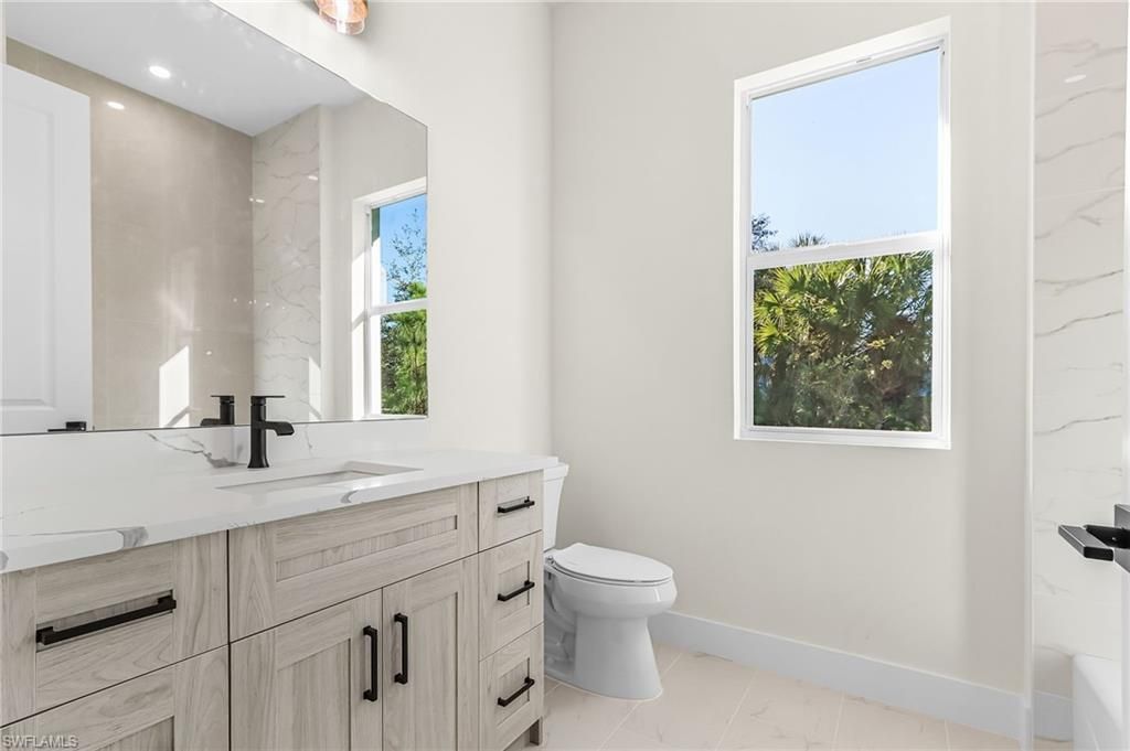 4446 8th St Ne, Naples, FL 34120 Photo
