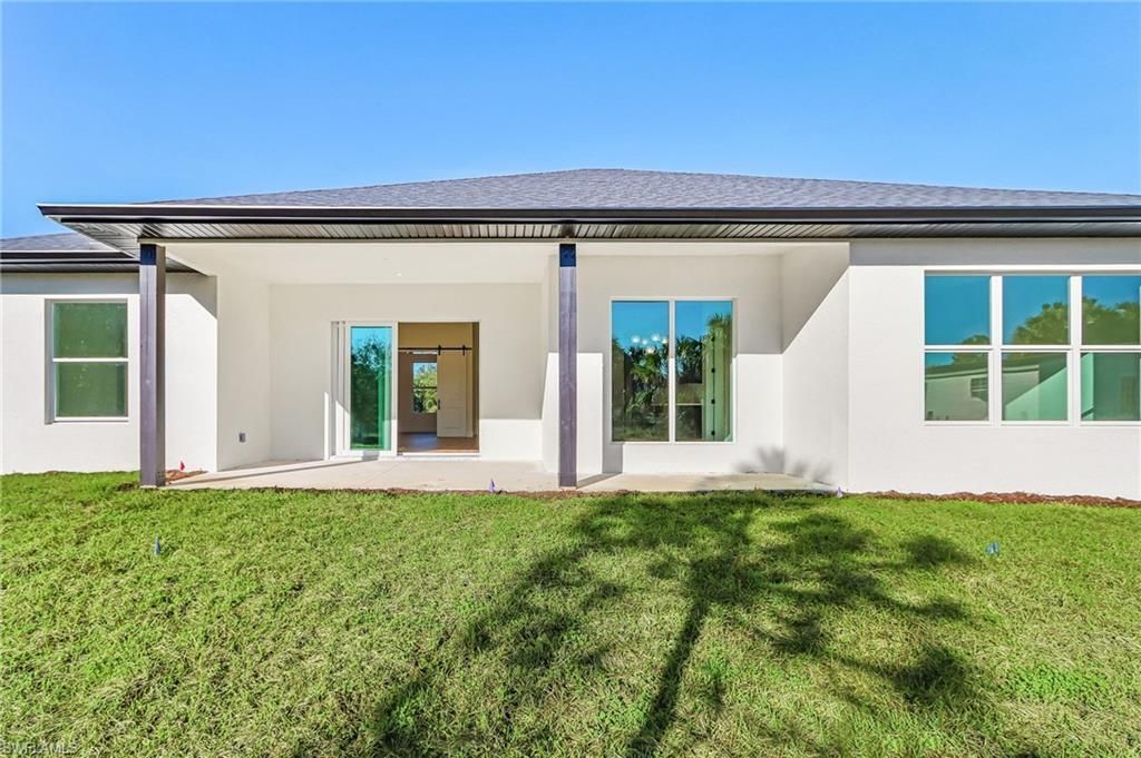 4446 8th St Ne, Naples, FL 34120 Photo