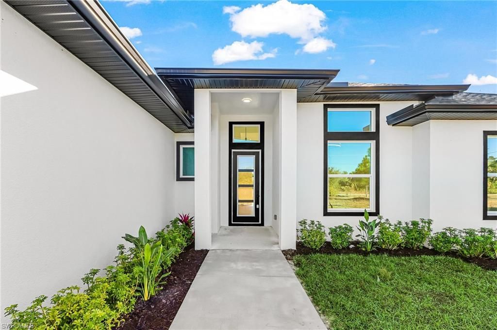 4446 8th St Ne, Naples, FL 34120 Photo