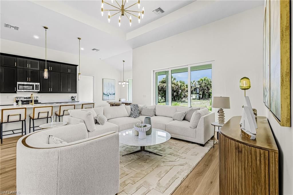 4446 8th St Ne, Naples, FL 34120 Photo