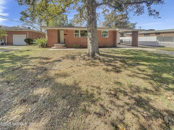 2440 GAILLARDIA Road, Jacksonville, FL 32211