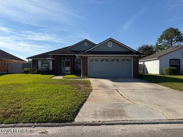 2462 BENTWATER Drive, Jacksonville, FL 32246