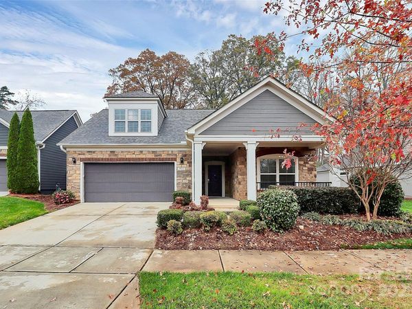 7933 Parknoll Drive, Huntersville, NC 28078