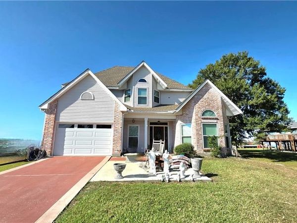 5794 JEAN LAFITTE Boulevard, Lafitte, LA 70067