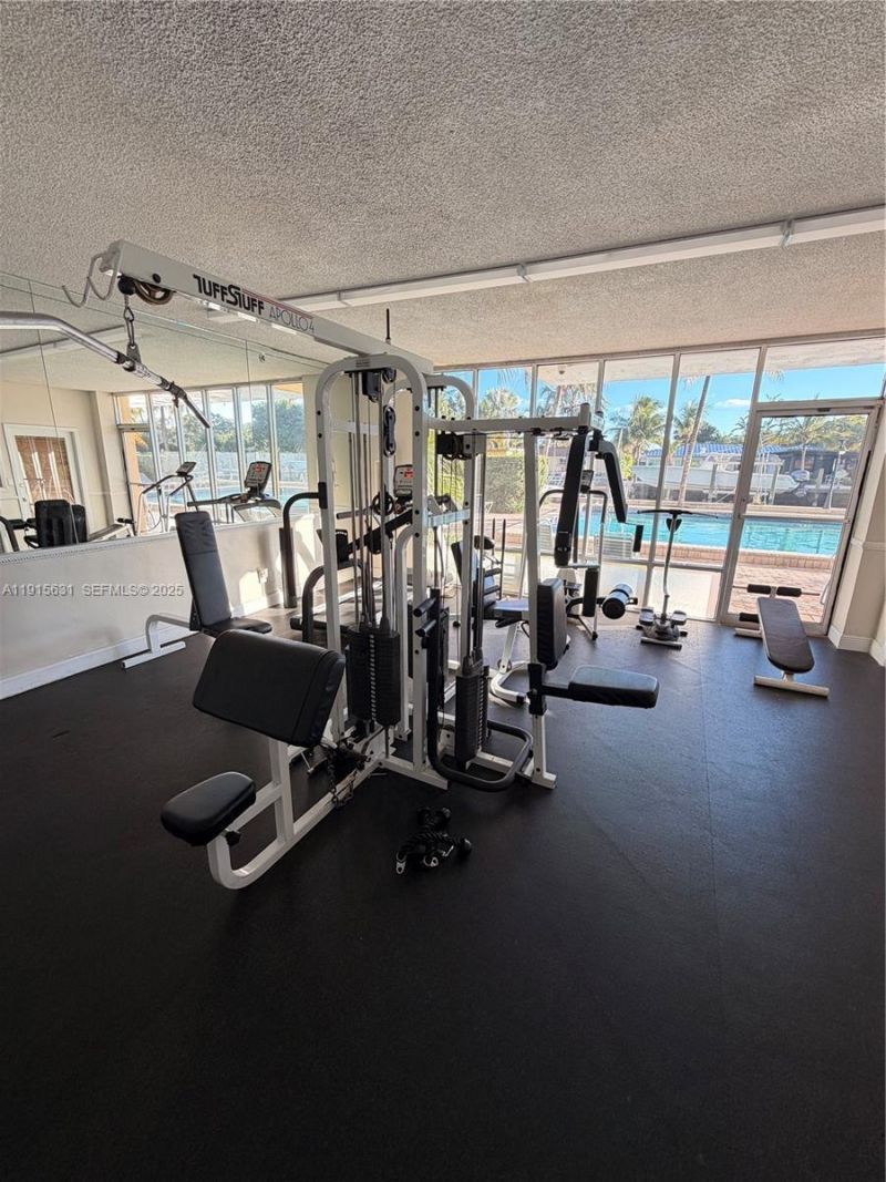 2350 NE 135th St, Unit 503, North Miami, FL 33181 Photo