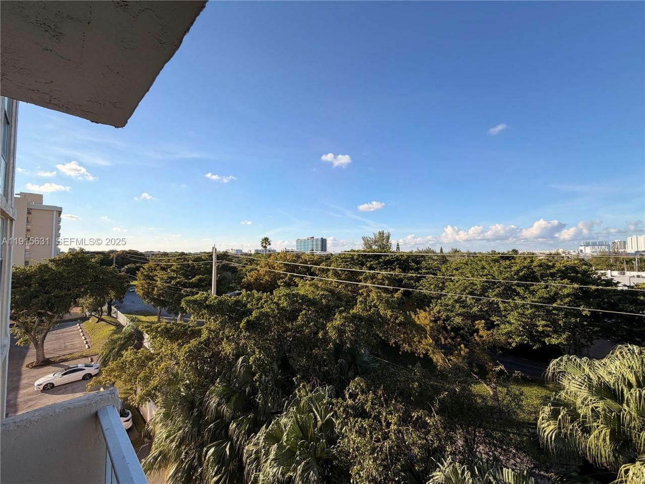 2350 NE 135th St, Unit 503, North Miami, FL 33181 Photo