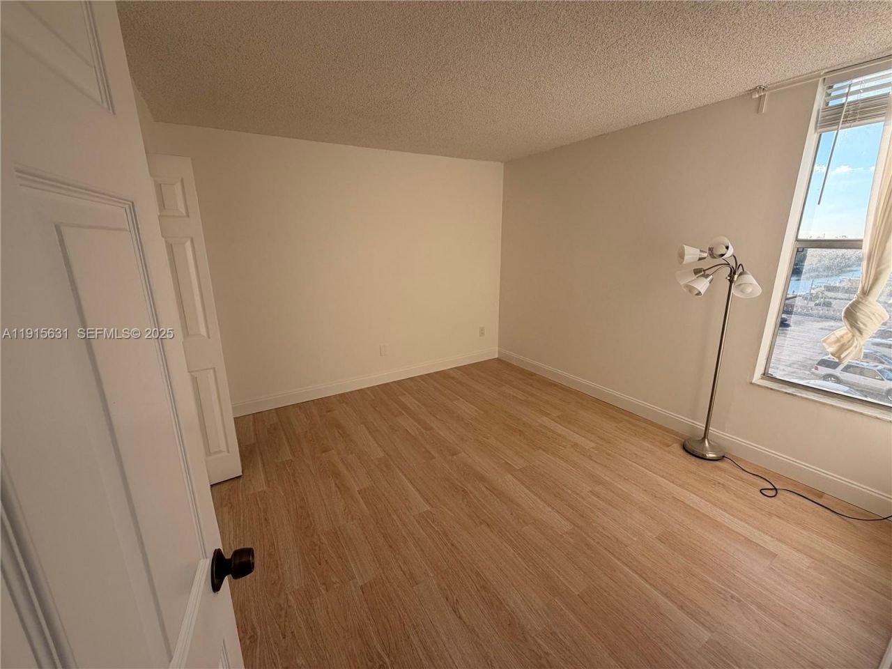 2350 NE 135th St, Unit 503, North Miami, FL 33181 Photo