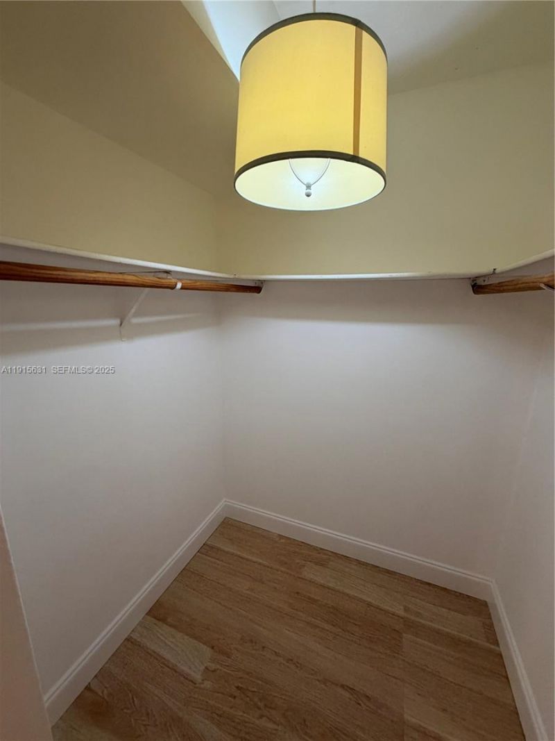 2350 NE 135th St, Unit 503, North Miami, FL 33181 Photo