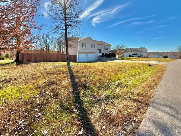 15380 Top Drive Drive, St Robert, MO 65584