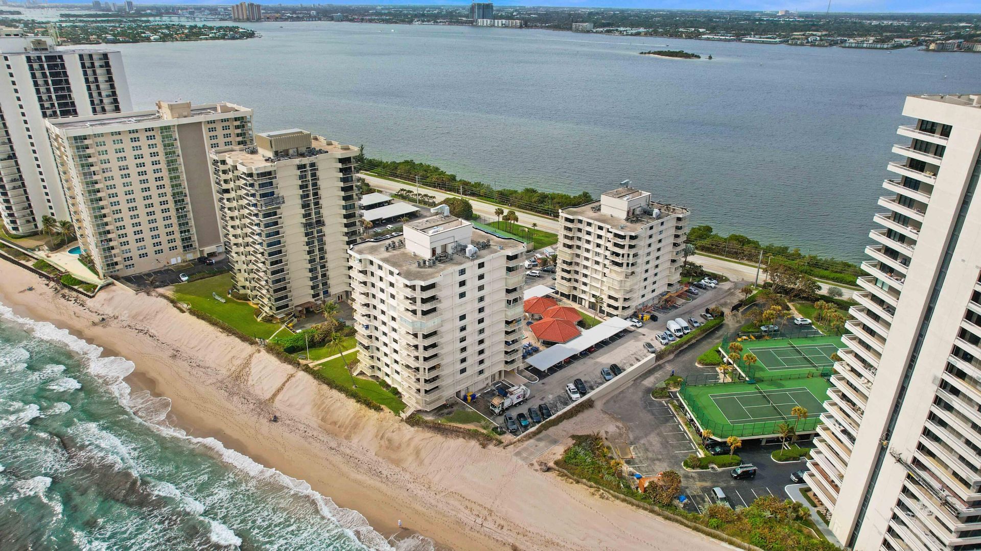 5480 N Ocean Drive, Unit Bphc, Singer Island, FL 33404 Photo