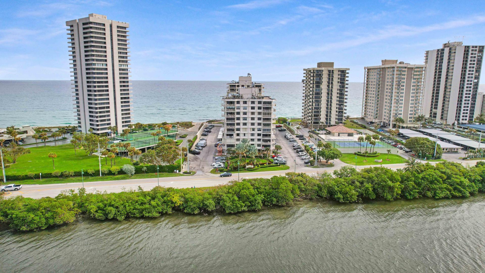 5480 N Ocean Drive, Unit Bphc, Singer Island, FL 33404 Photo