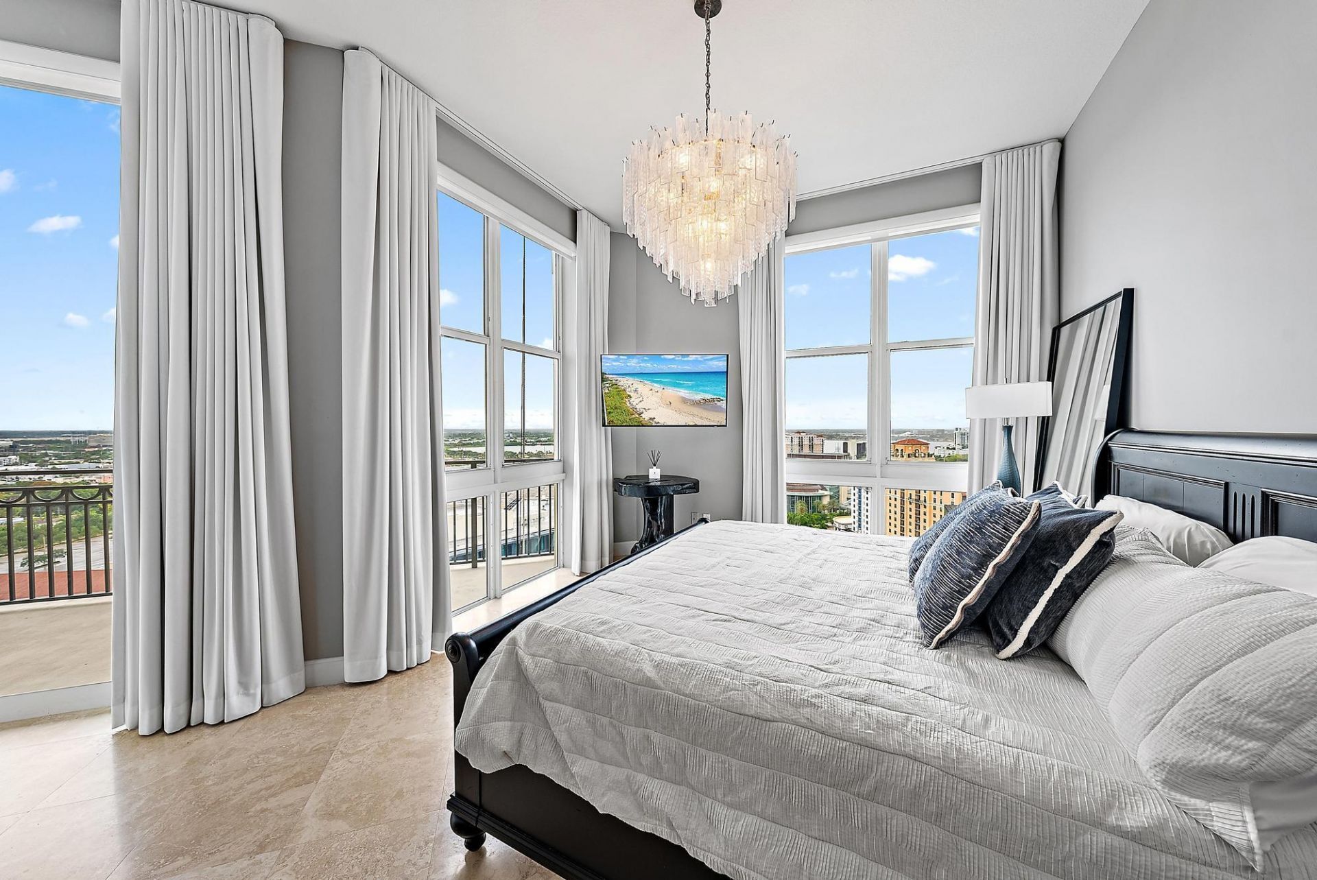 550 Okeechobee Boulevard, Unit Uph-11, West Palm Beach, FL 33401 Photo