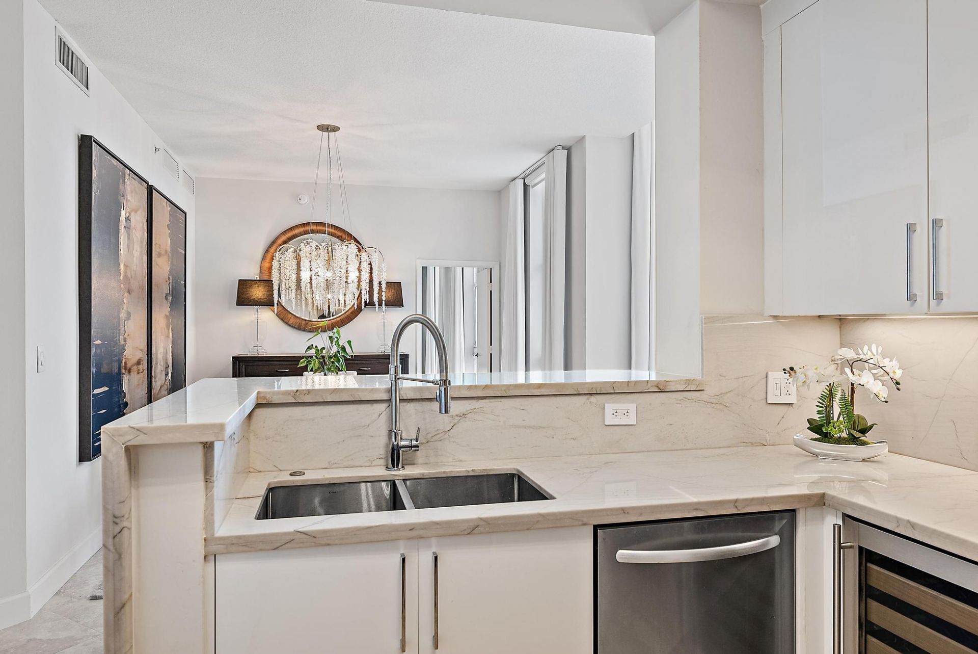 550 Okeechobee Boulevard, Unit Uph-11, West Palm Beach, FL 33401 Photo