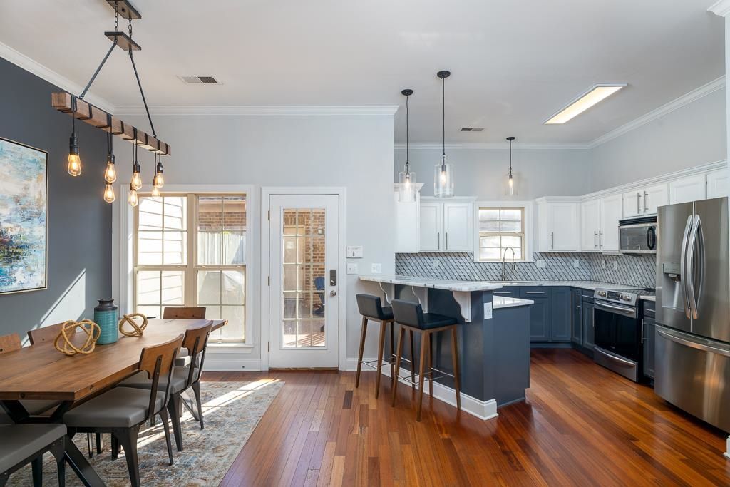 89 W CAROLINA AVE W Memphis, TN 38103