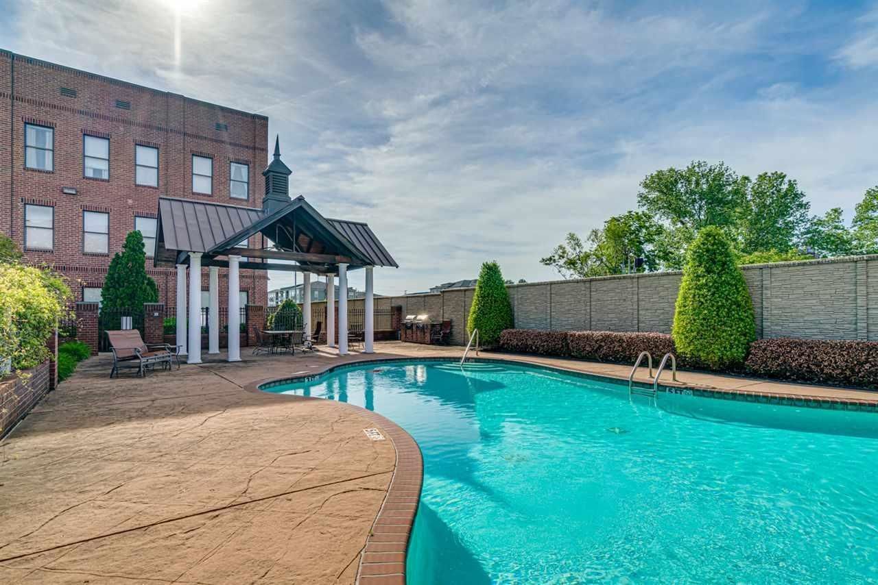 89 W CAROLINA AVE W Memphis, TN 38103