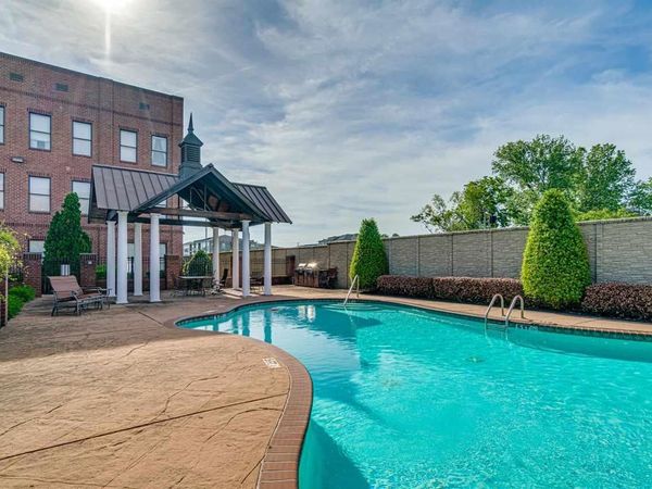 89 W CAROLINA AVE W, Memphis, TN 38103