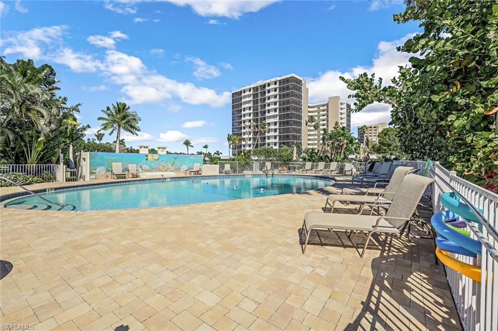 5 Bluebill Ave, Unit 205, Naples, FL 34108 Photo