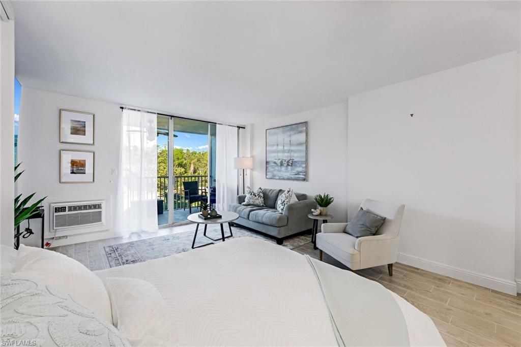 5 Bluebill Ave, Unit 205, Naples, FL 34108 Photo