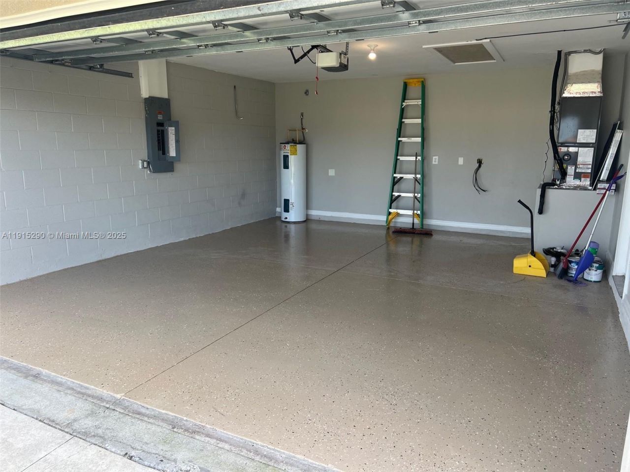 4015 6th St Sw, Lehigh Acres, FL 33976 Photo