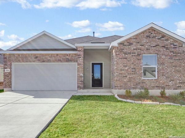 8904 James Bowie, Seguin, TX 78155