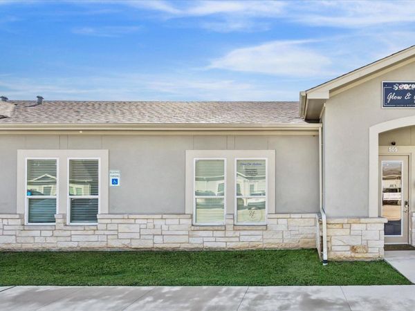 10824 Crystal Falls PKWY, Unit 505, Leander, TX 78641