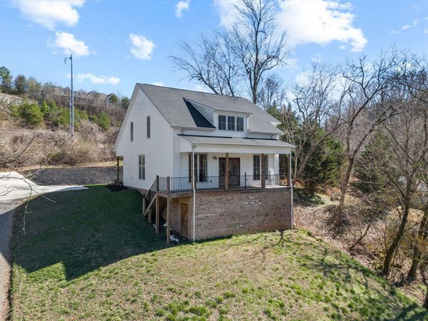 1150 Old Pineville Road, Chattanooga, TN 37405