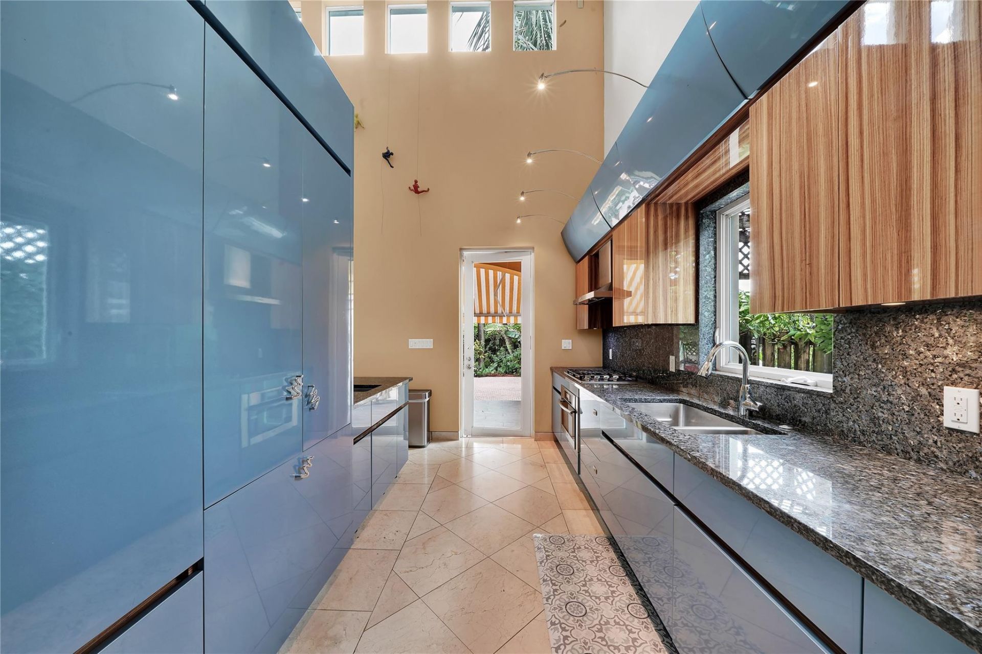 2631 Okeechobee Lane, Fort Lauderdale, FL 33312 Photo