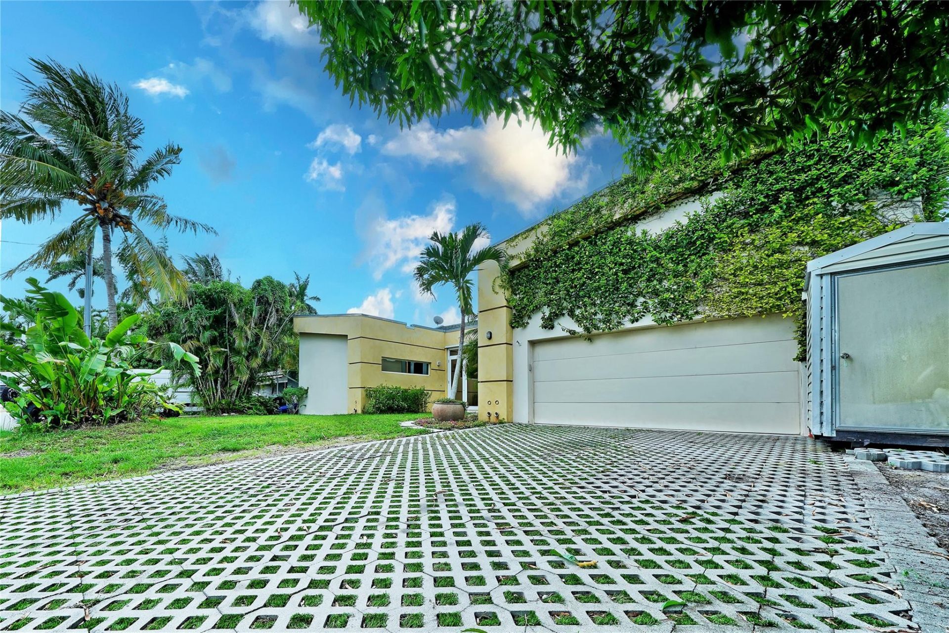 2631 Okeechobee Lane, Fort Lauderdale, FL 33312 Photo
