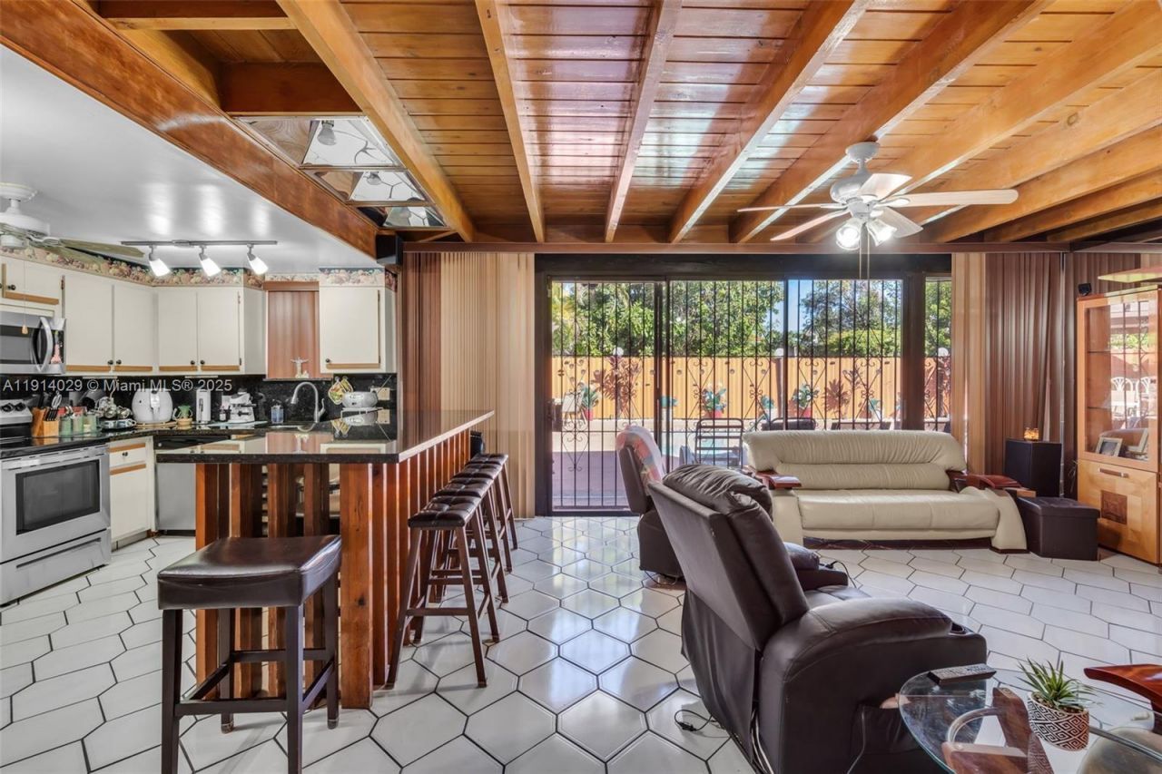 1861 SW 19th St, Miami, FL 33145 Photo