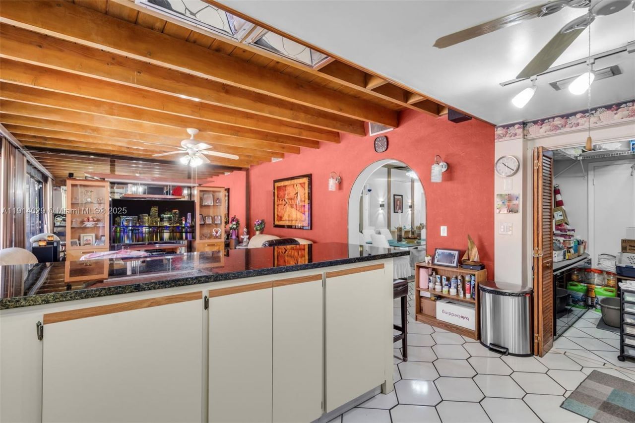 1861 SW 19th St, Miami, FL 33145 Photo