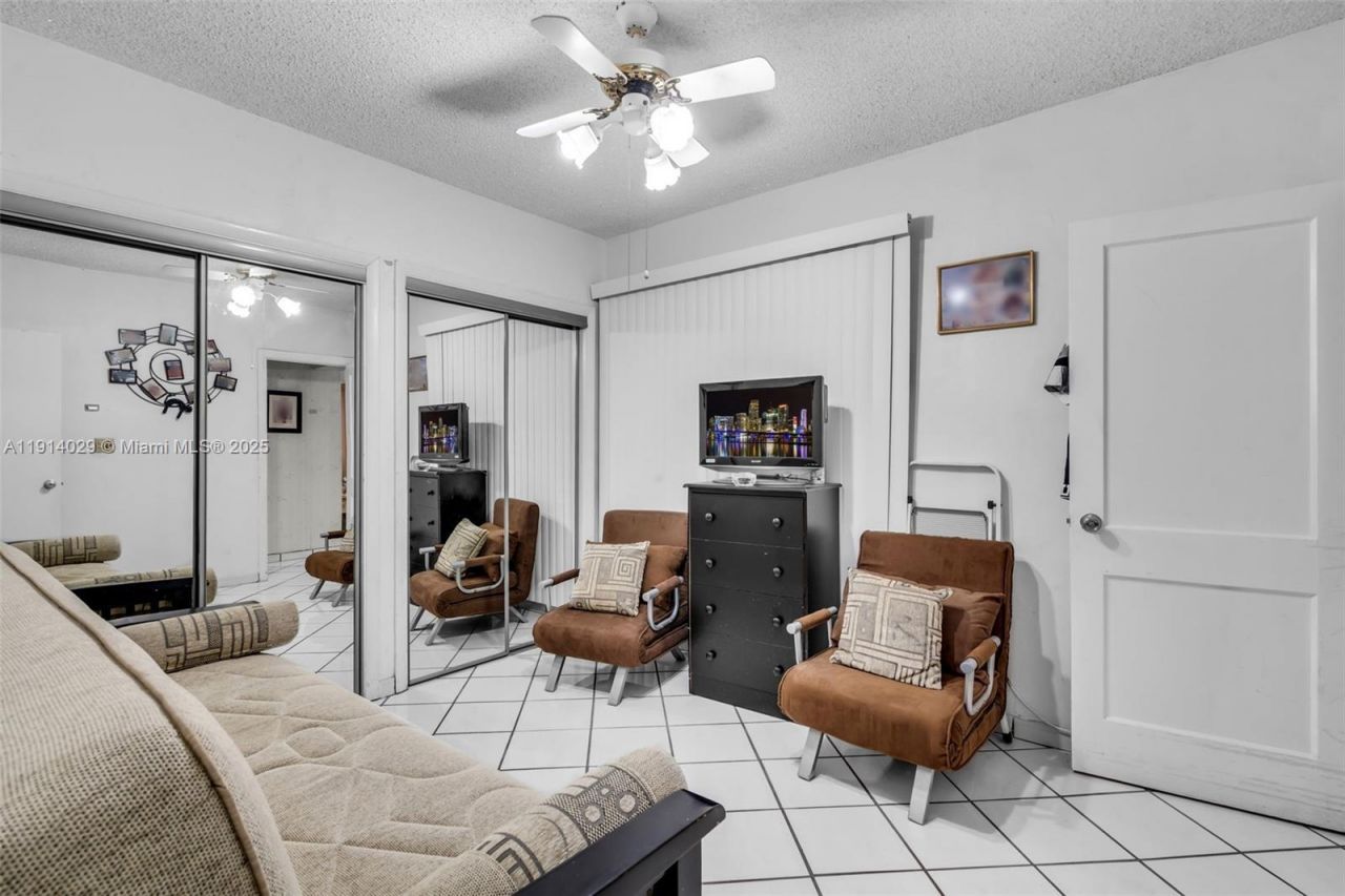 1861 SW 19th St, Miami, FL 33145 Photo