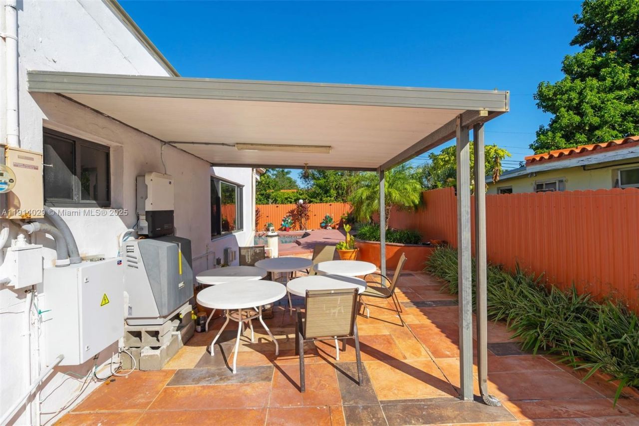 1861 SW 19th St, Miami, FL 33145 Photo