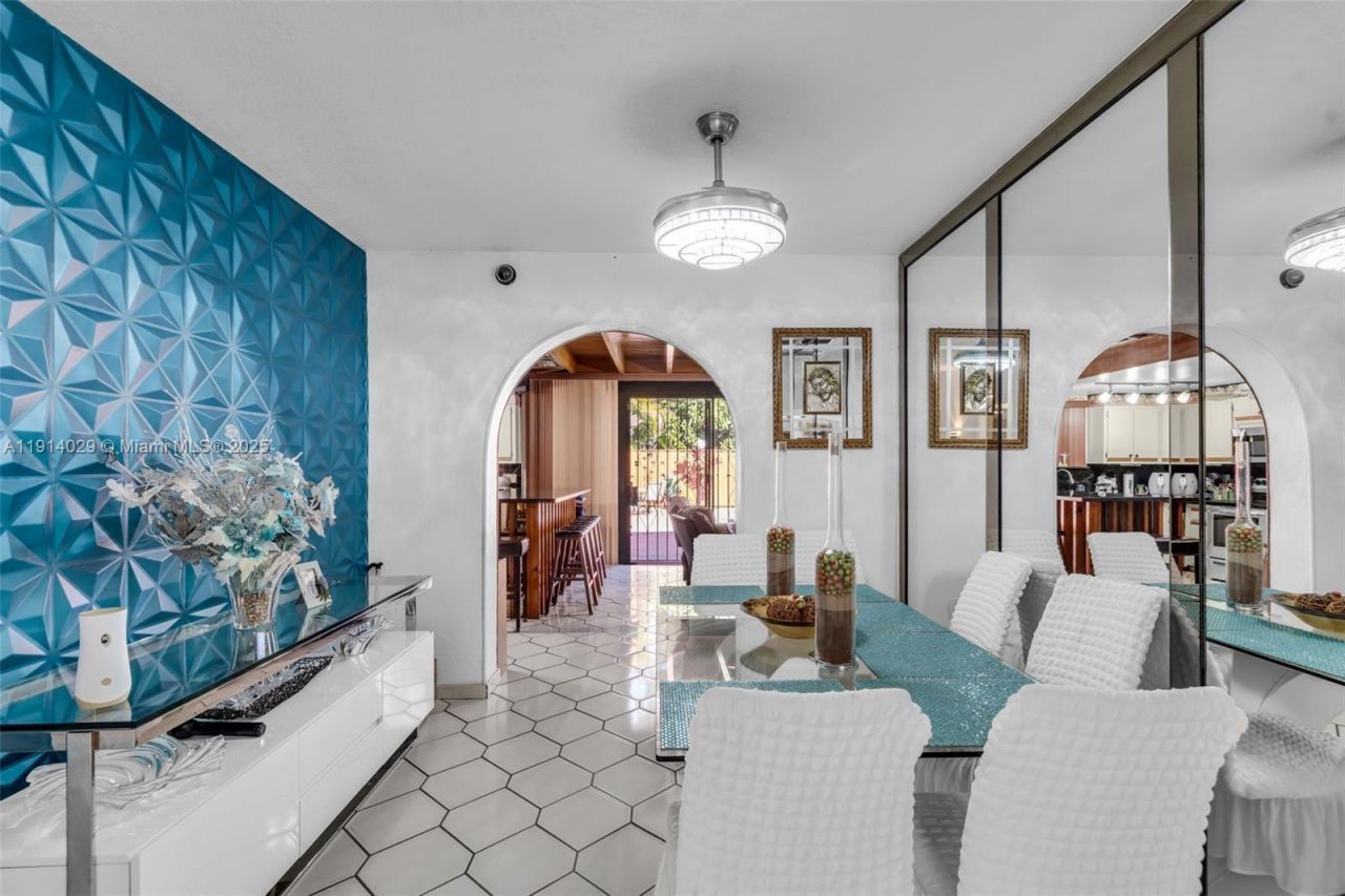 1861 SW 19th St, Miami, FL 33145 Photo