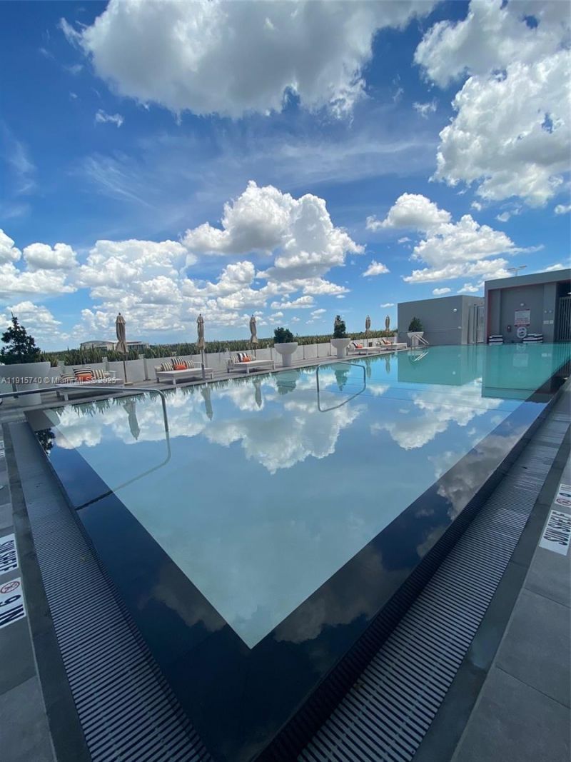 2000 Metropica Way, Unit 2104, Sunrise, FL 33323 Photo