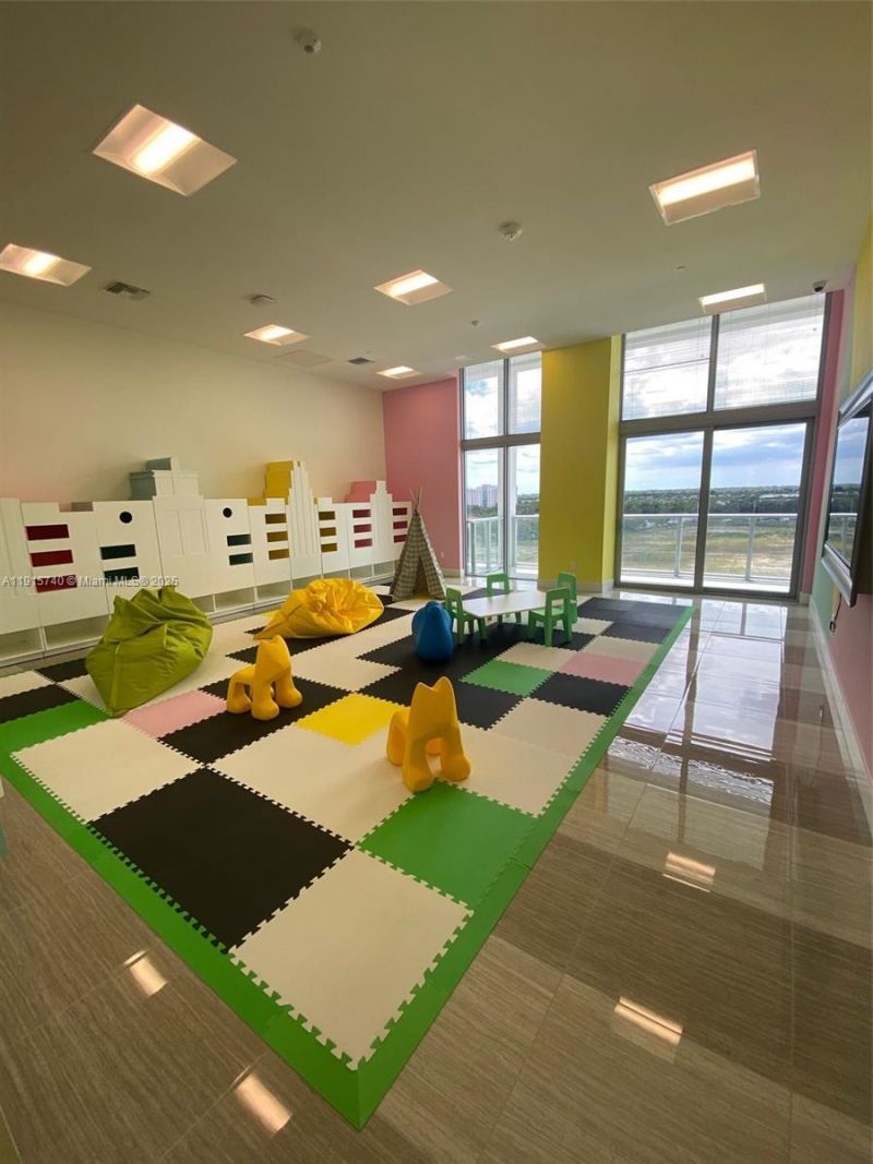 2000 Metropica Way, Unit 2104, Sunrise, FL 33323 Photo