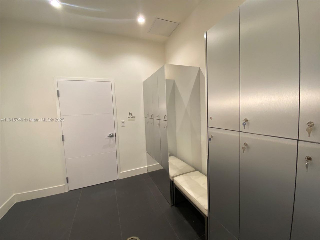 2000 Metropica Way, Unit 2104, Sunrise, FL 33323 Photo