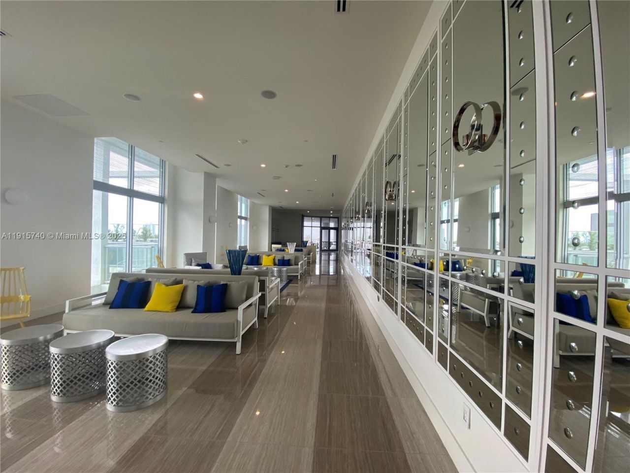 2000 Metropica Way, Unit 2104, Sunrise, FL 33323 Photo