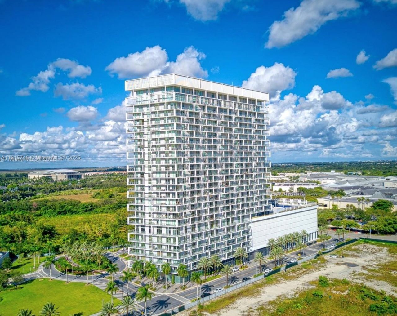 2000 Metropica Way, Unit 2104, Sunrise, FL 33323 Photo