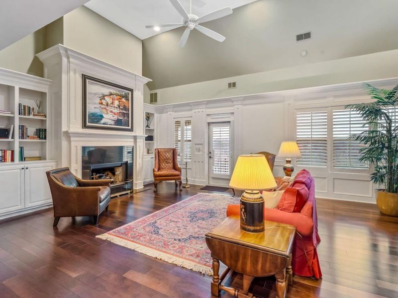 5735 Newbank Circle, Unit 303, Dublin, OH 43017 Photo 6