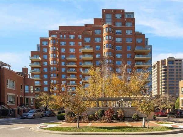 4950 Central Street, Unit 307, Kansas City, MO 64112