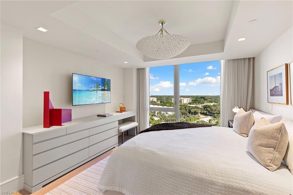 6897 Grenadier Blvd, Unit 902, Naples, FL 34108 Photo