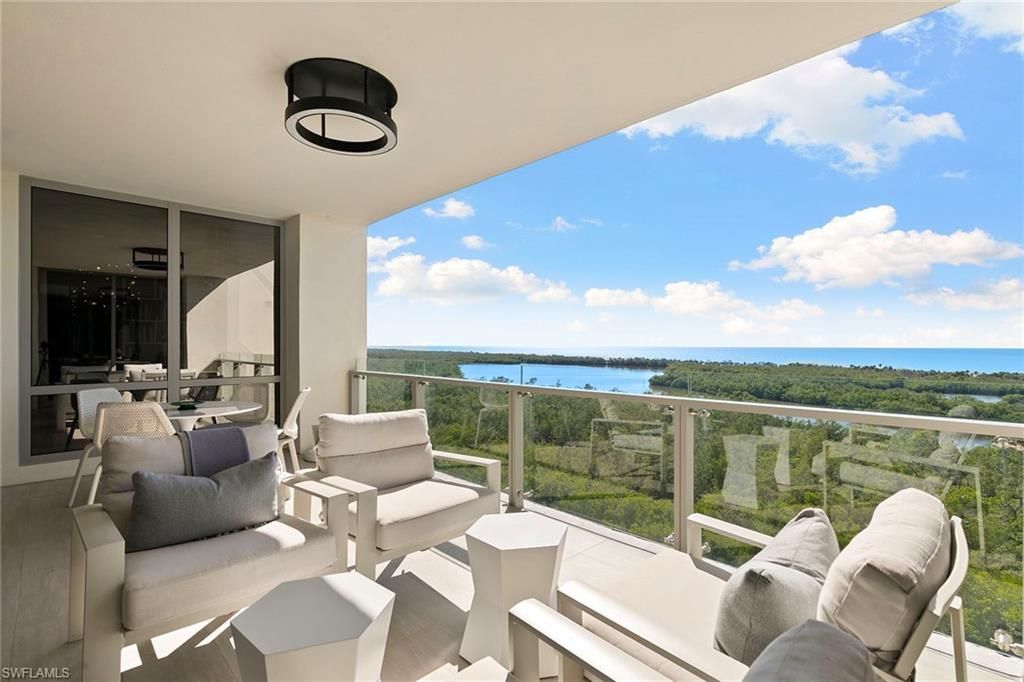 6897 Grenadier Blvd, Unit 902, Naples, FL 34108 Photo