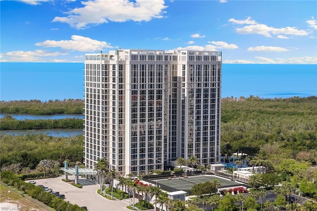 6897 Grenadier Blvd, Unit 902, Naples, FL 34108 Photo