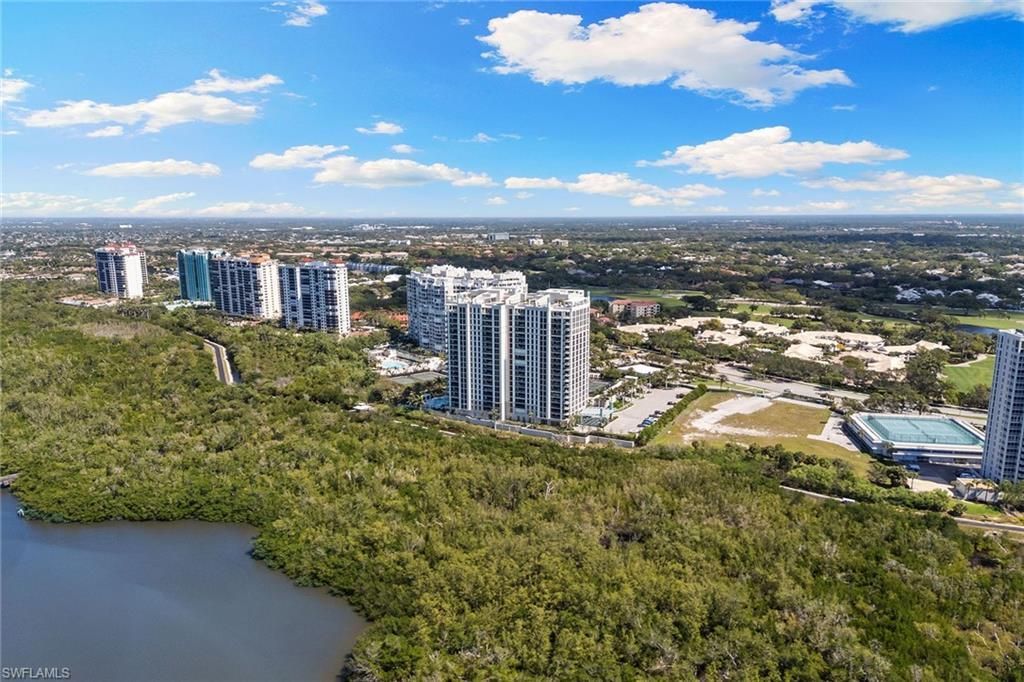 6897 Grenadier Blvd, Unit 902, Naples, FL 34108 Photo