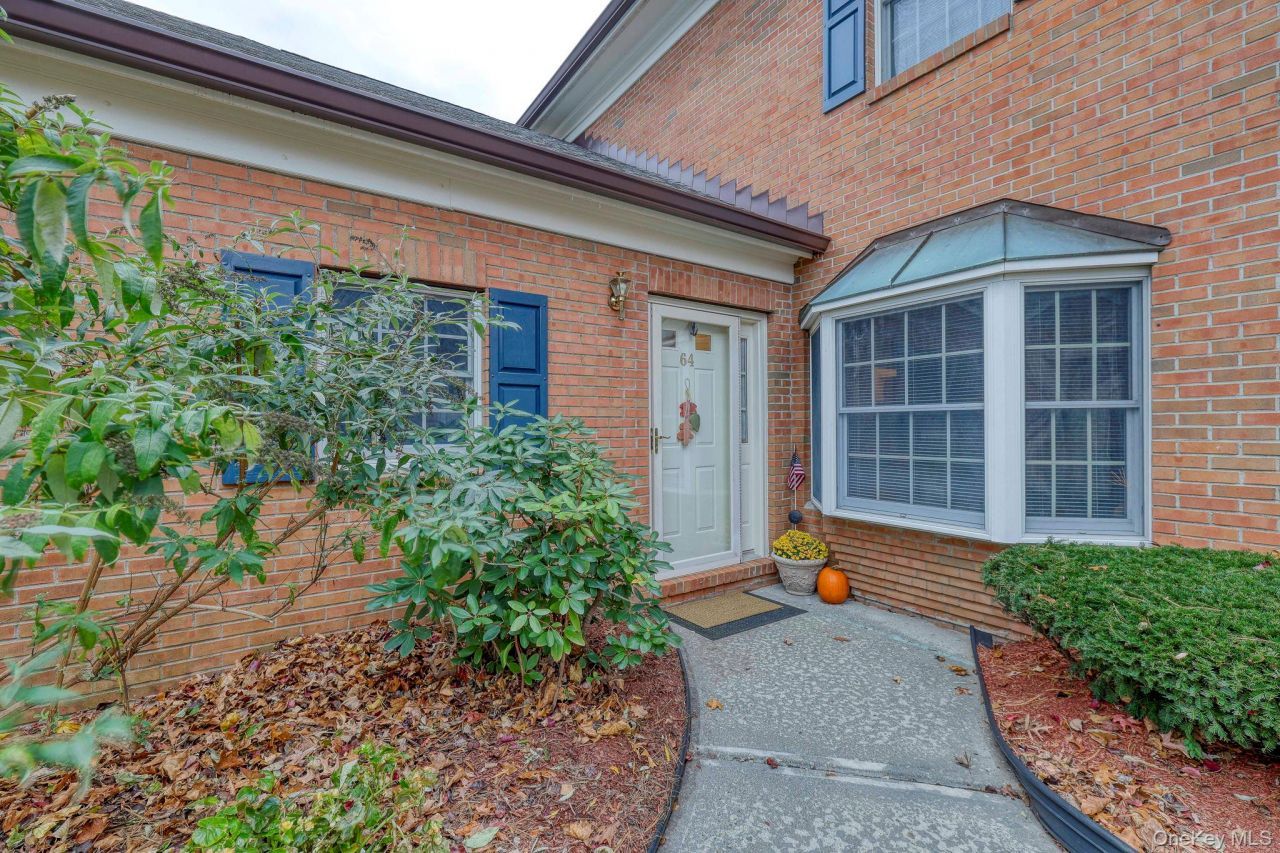 64 High Point Circle, Unit 64, Newburgh, NY 12550 Main Photo